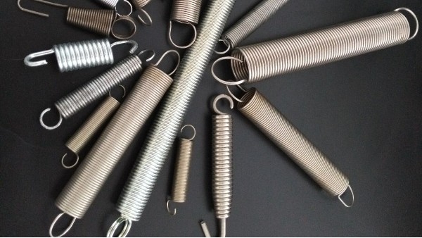 拉伸彈簧的特性